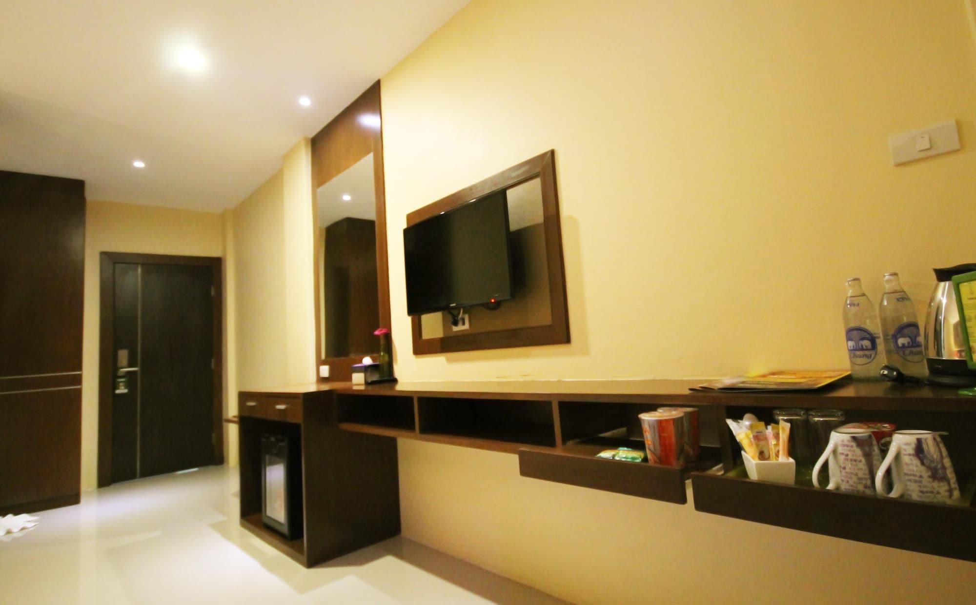 Silver Sand Suites Hotel Ao Nang Beach Exterior photo